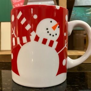 Crate and Barrel Red Snowman Christmas mug 12 ounces EUC